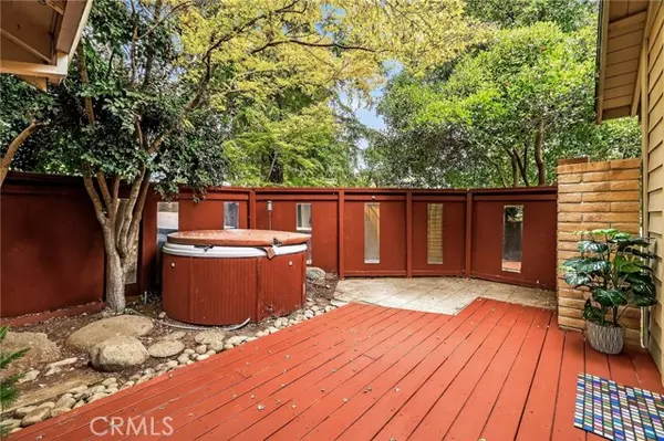 Chico, CA 95926,2413 Holly