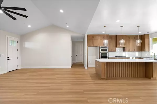 Paradise, CA 95969,884 Waggoner