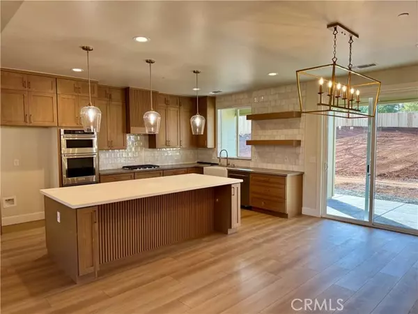 Paradise, CA 95969,884 Waggoner
