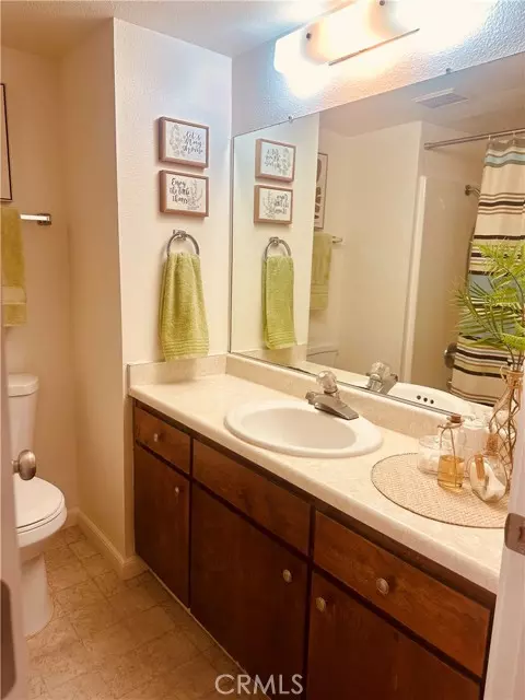 Chico, CA 95926,1412 N Cherry #9