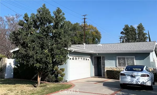 7558 Independence Avenue, Canoga Park (los Angeles), CA 91303
