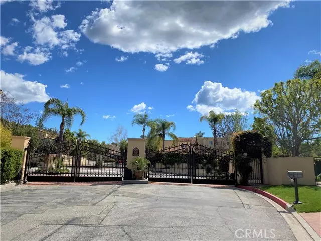 Calabasas, CA 91302,23040 Park Dulce