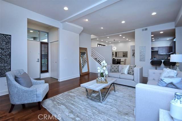 11815 Laurelwood Drive #8, Studio City (los Angeles), CA 91604