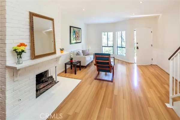 12047 Emelita Street #B, Valley Village, CA 91607