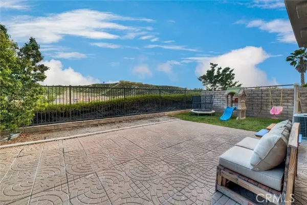 19404 Laroda Lane, Saugus (santa Clarita), CA 91350