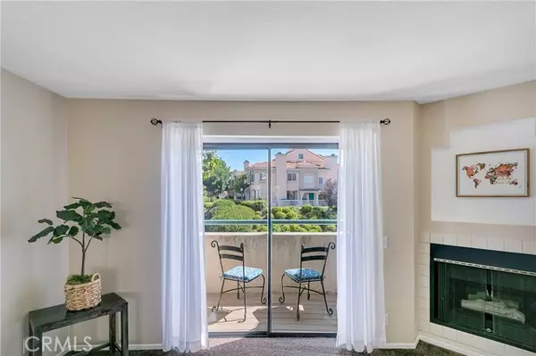 18217 Flynn Drive #113, Canyon Country (santa Clarita), CA 91387