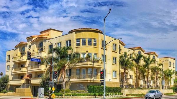 6800 Corbin Avenue #202, Reseda (los Angeles), CA 91335