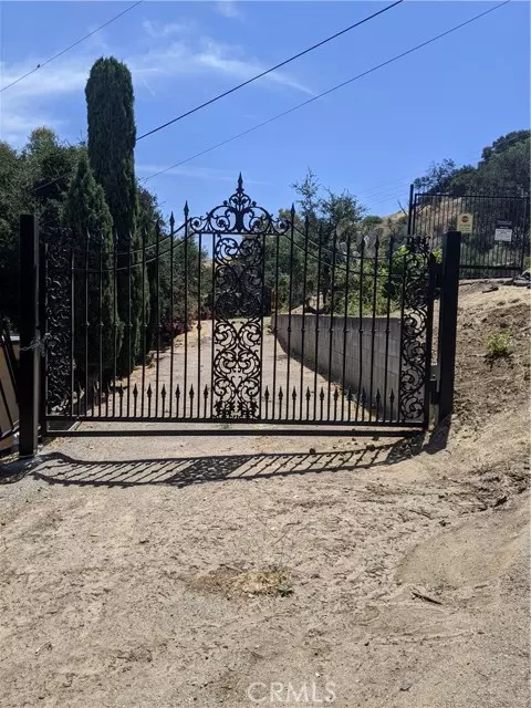 Simi Valley, CA 93063,1089 LOMA Lane