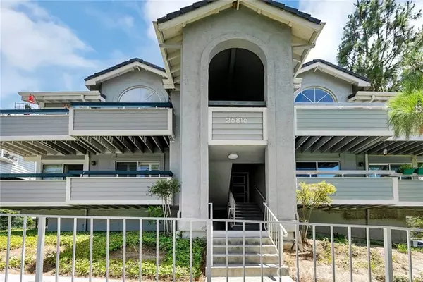 26816 Claudette Street #314, Canyon Country (santa Clarita), CA 91351