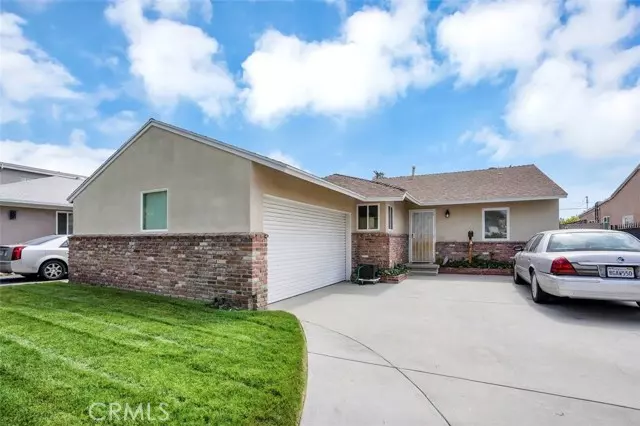 North Hollywood (los Angeles), CA 91606,6652 Cleon Avenue