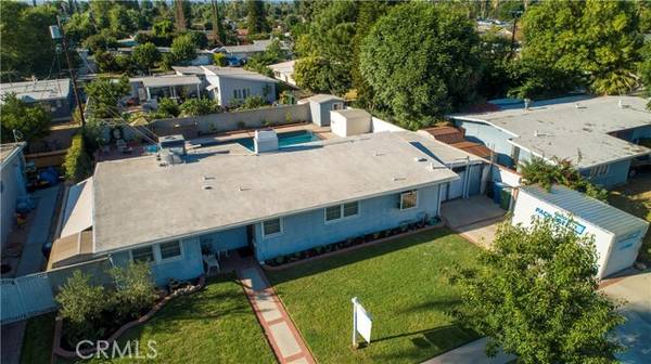 19439 Hatton Street, Reseda (los Angeles), CA 91335