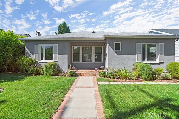 16713 Magnolia Boulevard, Encino (los Angeles), CA 91436