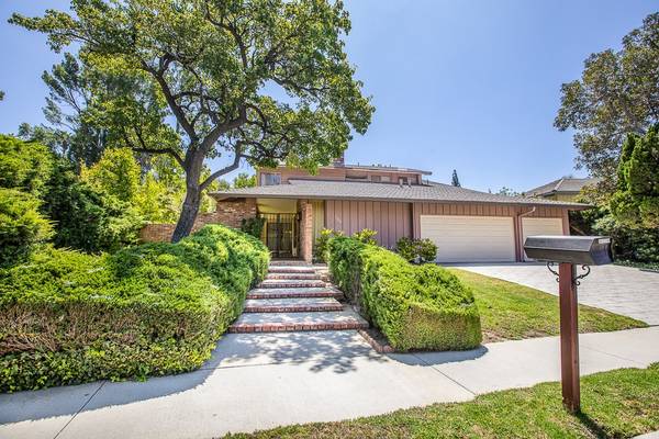 11866 Preston Trails Avenue, Porter Ranch (los Angeles), CA 91326