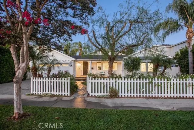 Studio City (los Angeles), CA 91602,4544 Camellia Avenue