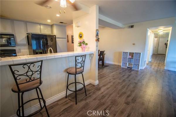 24839 Apple Street #A, Newhall (santa Clarita), CA 91321