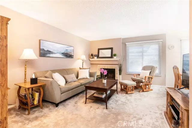 North Hollywood (los Angeles), CA 91606,6716 Clybourn Avenue #122