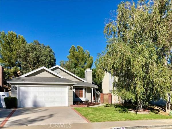 32302 Green Hill Drive, Castaic, CA 91384