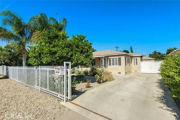 7234 Balcom Avenue, Reseda (los Angeles), CA 91335