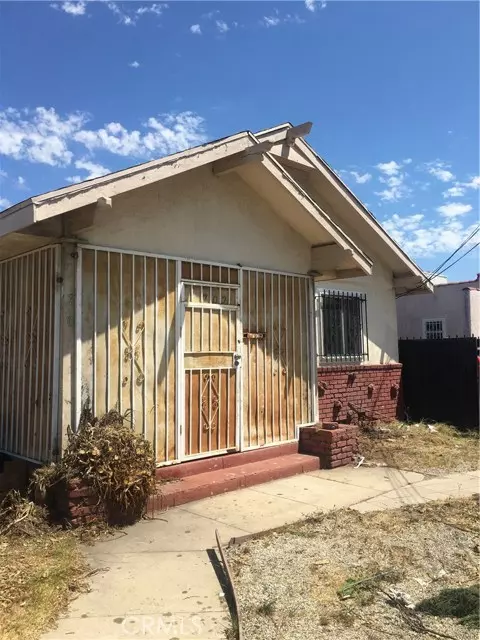 Inglewood, CA 90301,1006 E La Palma Drive