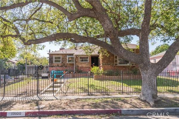 19100 Archwood Street, Reseda (los Angeles), CA 91335