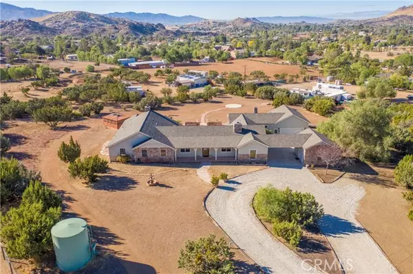10350 Pike Road, Agua Dulce, CA 91390