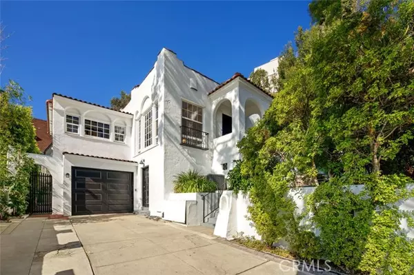 2209 N Gower, Los Angeles, CA 90068