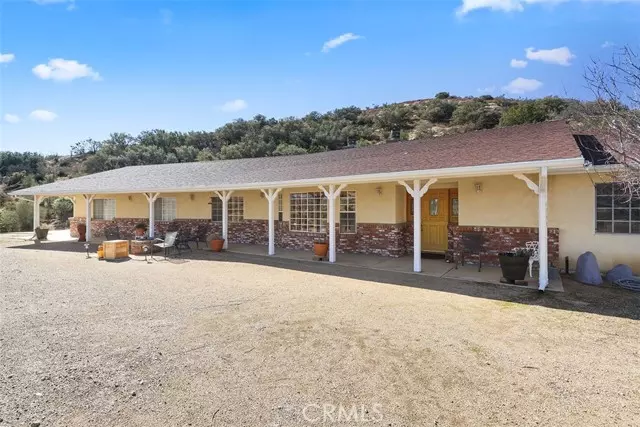 Agua Dulce, CA 91390,6354 Sierra Highway