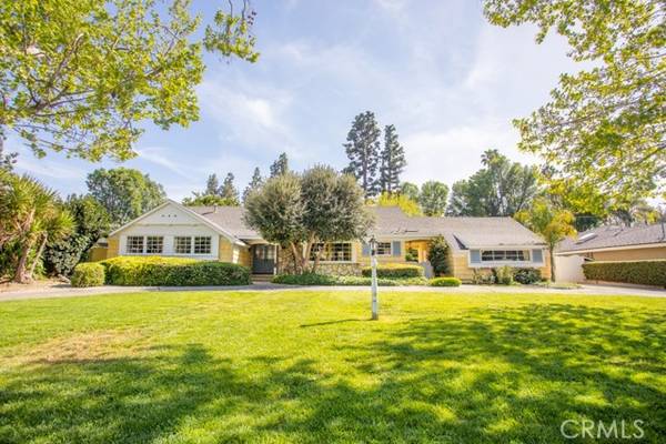 4516 Del Moreno Drive, Woodland Hills (los Angeles), CA 91364