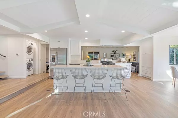 16453 Akron Street, Pacific Palisades (los Angeles), CA 90272