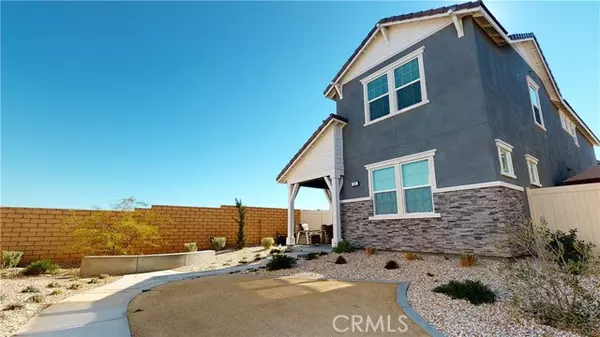 235 Black Walnut, Palmdale, CA 93551