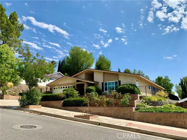 Saugus (santa Clarita), CA 91350,22241 Canones Circle