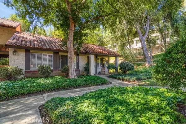 27558 Rondell Street, Agoura Hills, CA 91301