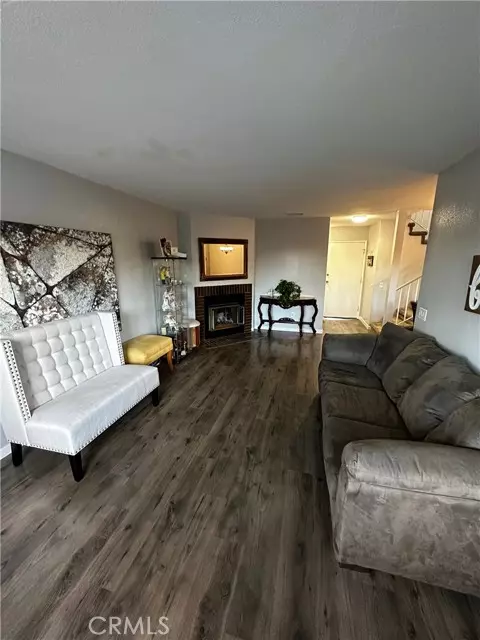 11949 Seneca Way #8, Chino, CA 91710