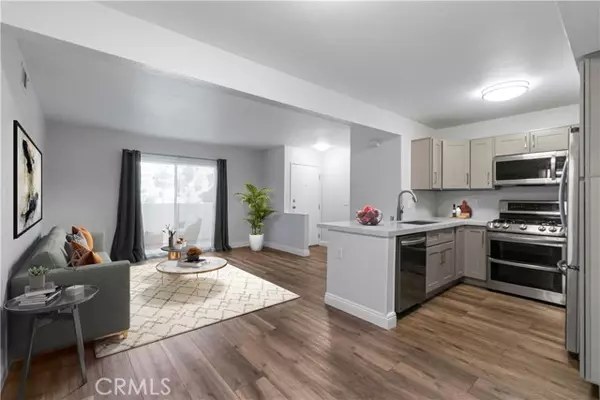 24438 Leonard Tree Lane #202, Newhall (santa Clarita), CA 91321