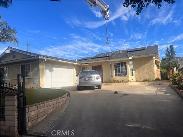 12880 Bromont Avenue, San Fernando, CA 91340