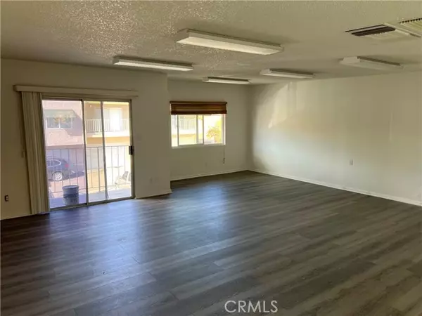 Canyon Country (santa Clarita), CA 91351,18335 Sierra