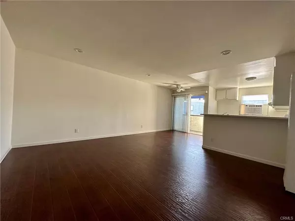 Tarzana (los Angeles), CA 91356,18530 Hatteras Street #329