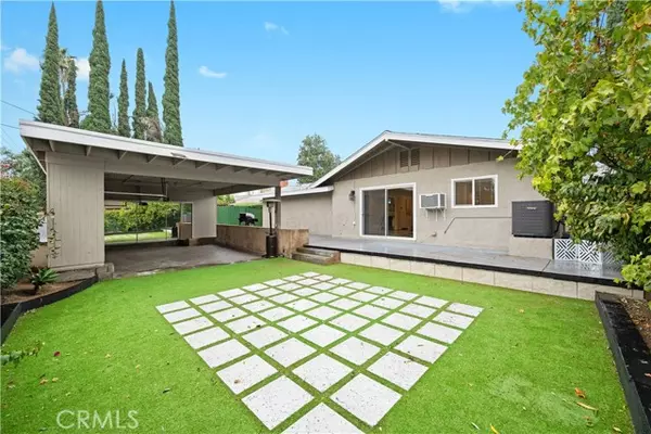 West Hills (los Angeles), CA 91307,23830 Vanowen Street