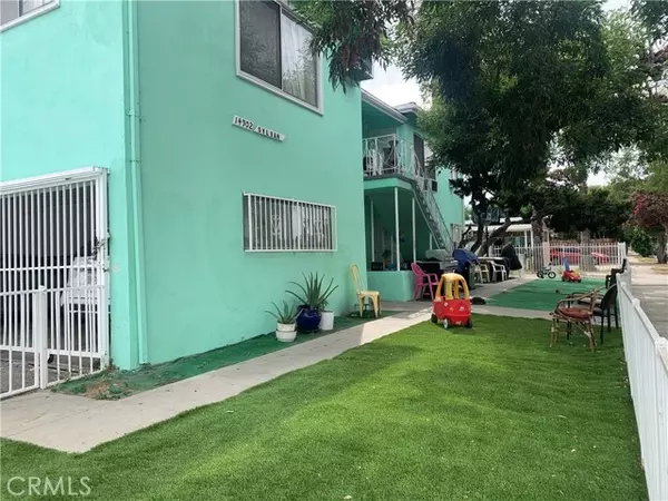 Van Nuys (los Angeles), CA 91411,14902 Sylvan Street