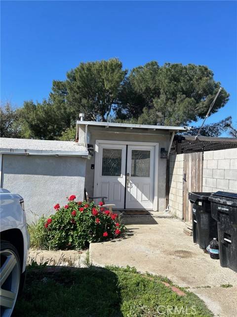 13575 De Garmo Avenue, Sylmar (los Angeles), CA 91342