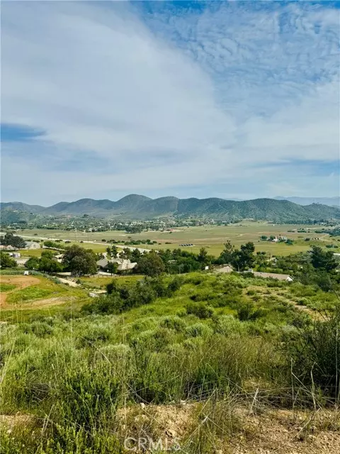 Agua Dulce, CA 91390,10517 Sierra