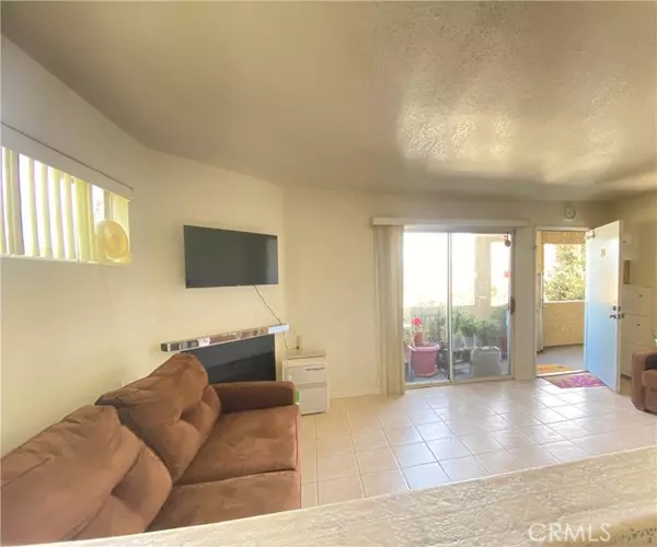 Canyon Country (santa Clarita), CA 91351,18209 Sierra Hwy #88