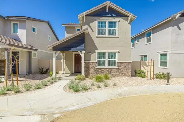 272 Galveston Lane, Palmdale, CA 93551