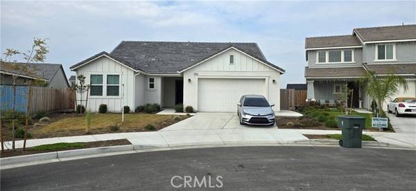 15823 Santa Clara Court, Bakersfield, CA 93314