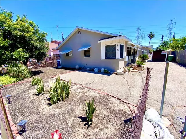 6726 Beck Avenue, North Hollywood (los Angeles), CA 91606