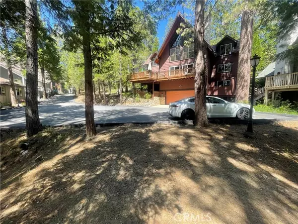 180 Grass Valley Road, Lake Arrowhead, CA 92317