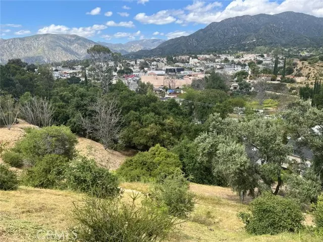 Tujunga (los Angeles), CA 91042,0 Oak Bend Rd