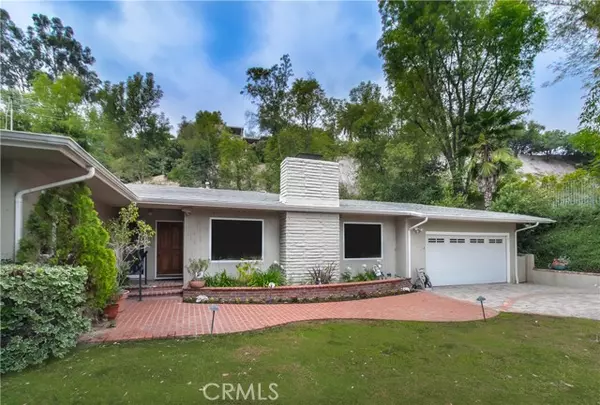 5247 Melvin Avenue, Tarzana (los Angeles), CA 91356