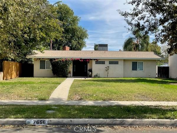 7656 Lasaine Avenue, Northridge (los Angeles), CA 91325