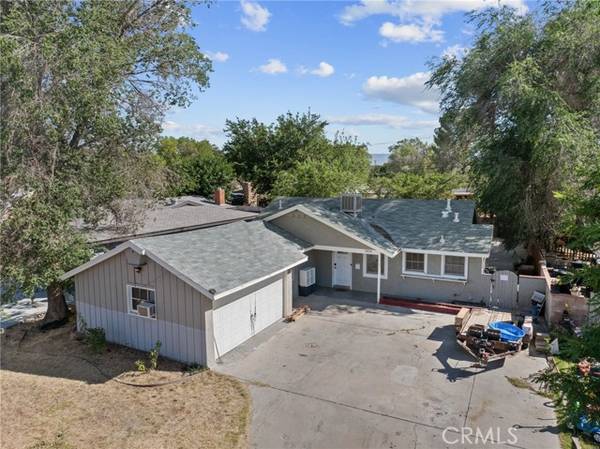 1414 W Avenue H13, Lancaster, CA 93534